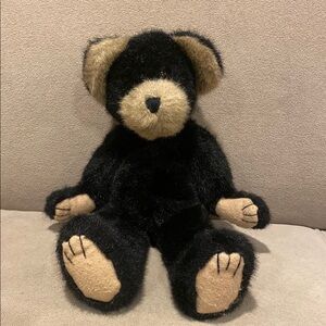 Charming Black and Tan Stuffed Teddy Bear Boyd’s Bear Burlington P Beanster